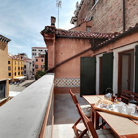 Santo Stefano Accademia Apartment Venecia Exterior foto